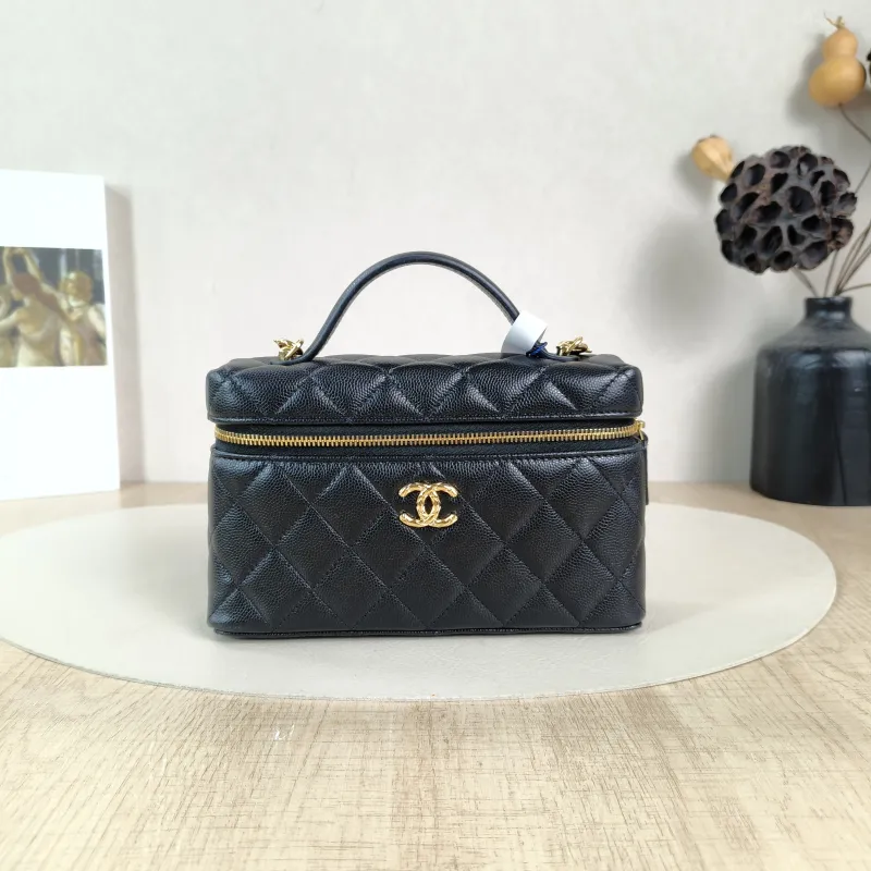 Chanel Crossbody Baglp Box Bag Top Handle Crossbody Bag Black Calfskin One Size19.5 × 5 × 17 cm