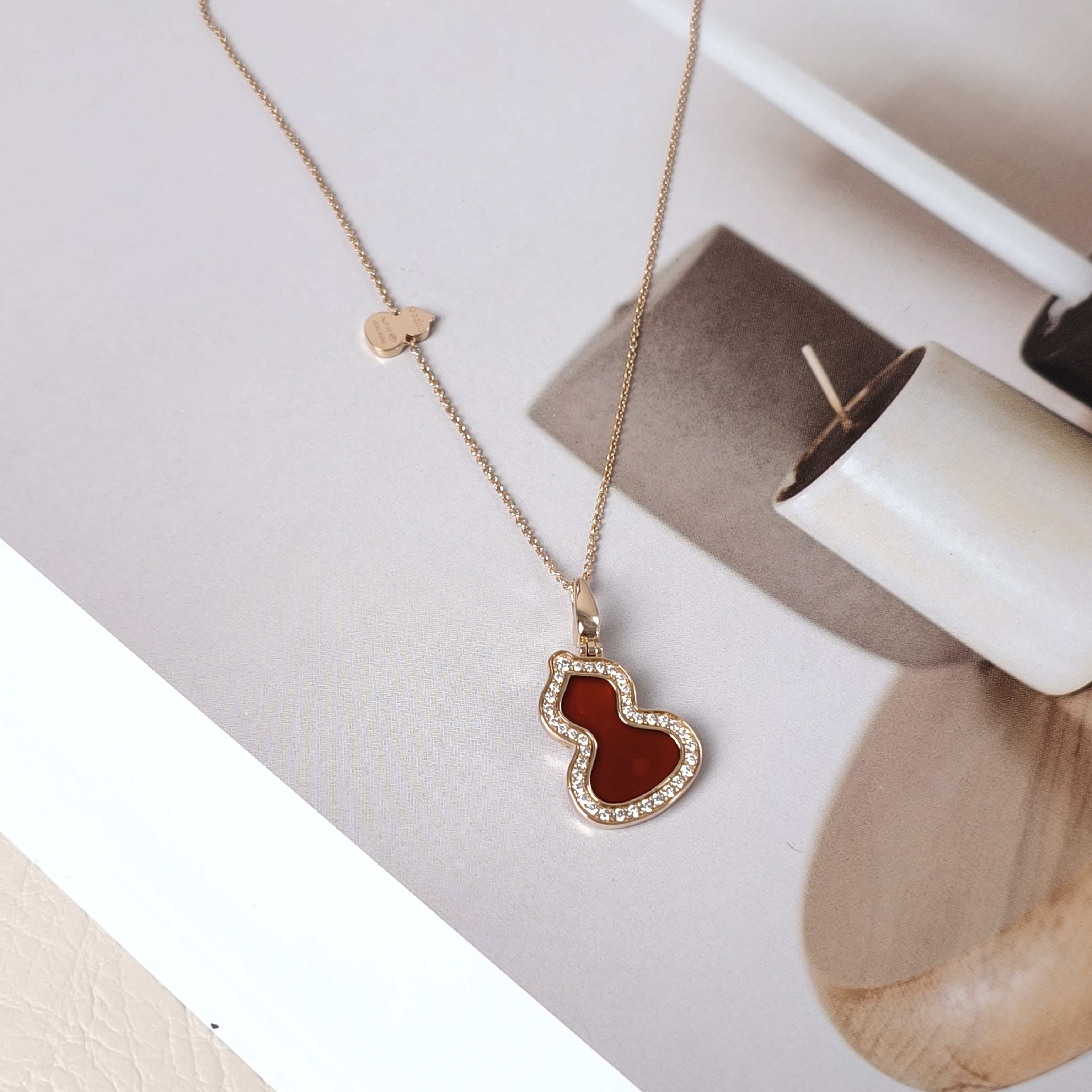 Qeelin Necklace Wulu Collection Necklace Red Agate18K Diamond One Size40cm Pendant1.8cm One Size — cover view 14 of 14