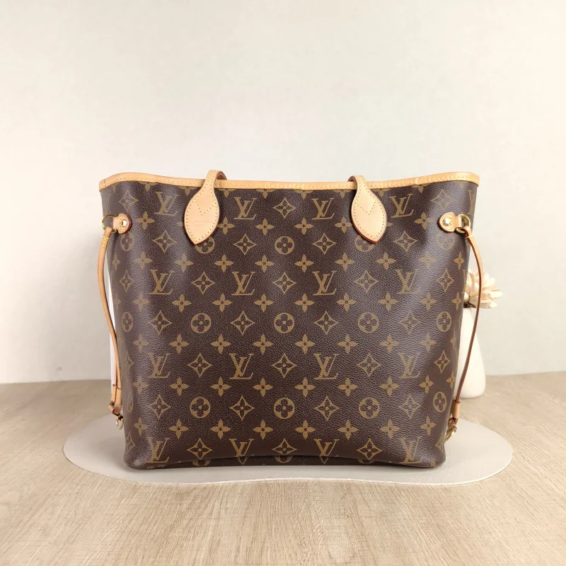 Louis Vuitton Shoulder Bag Monogram PVC Medium 31 × 14 × 28 cm — cover view 4 of 4
