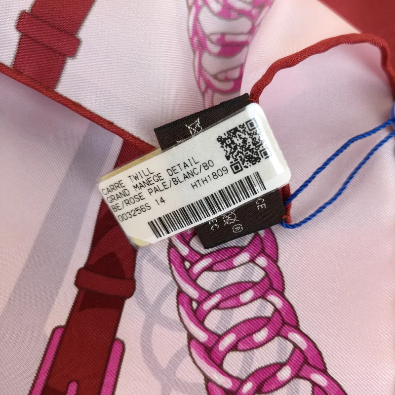 Hermès Red Silk One Size90*90 — cover view 2 of 8