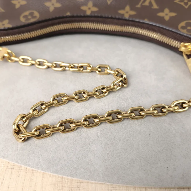 Louis Vuitton Crossbody Bag Boulogne PVC Small26 × 9.5 × 16 cm — detail view 11 of 15
