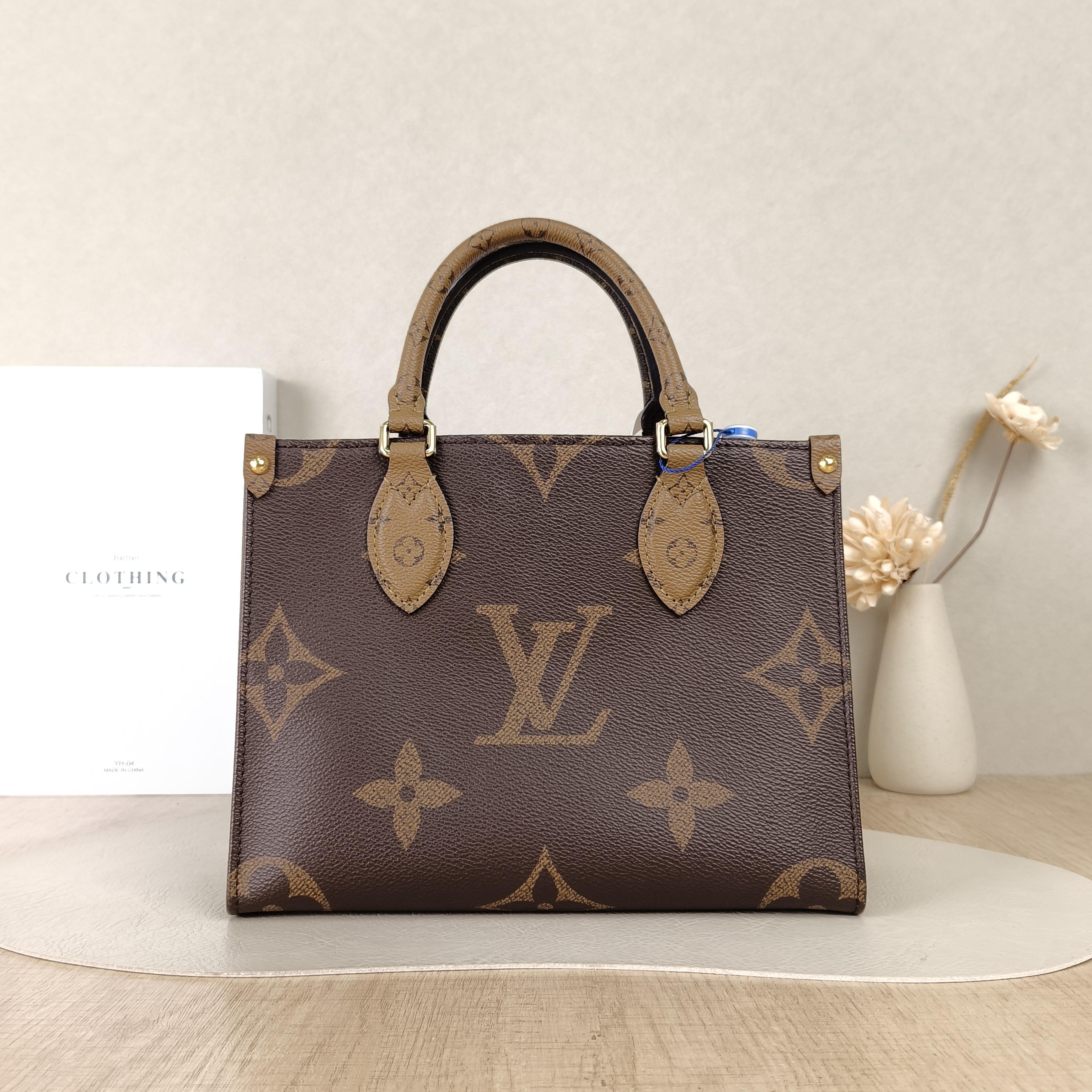 Louis Vuitton Shoulder Bag Onthego Monogram PVC Small25 × 11.5 × 19 cm