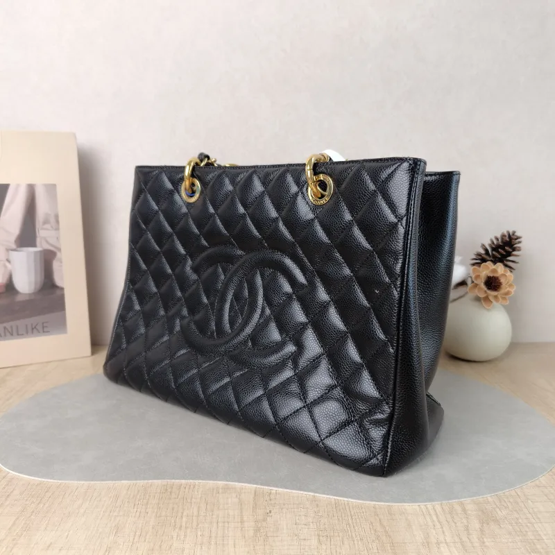 Chanel Shoulder Bag Grand Shopping Tote​ GST Shopping Tote Black Grained Calfskin Large 33 × 13 × 24 cm 15 — cover view 2 of 5