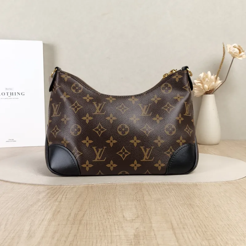Louis Vuitton Crossbody Bag Boulogne PVC Small26 × 9.5 × 16 cm