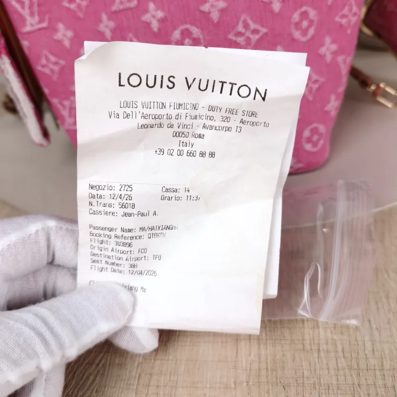 Louis Vuitton Top Handle Bag ALL IN BB Red BB 16 × 12 × 18 cm — detail view 7 of 11