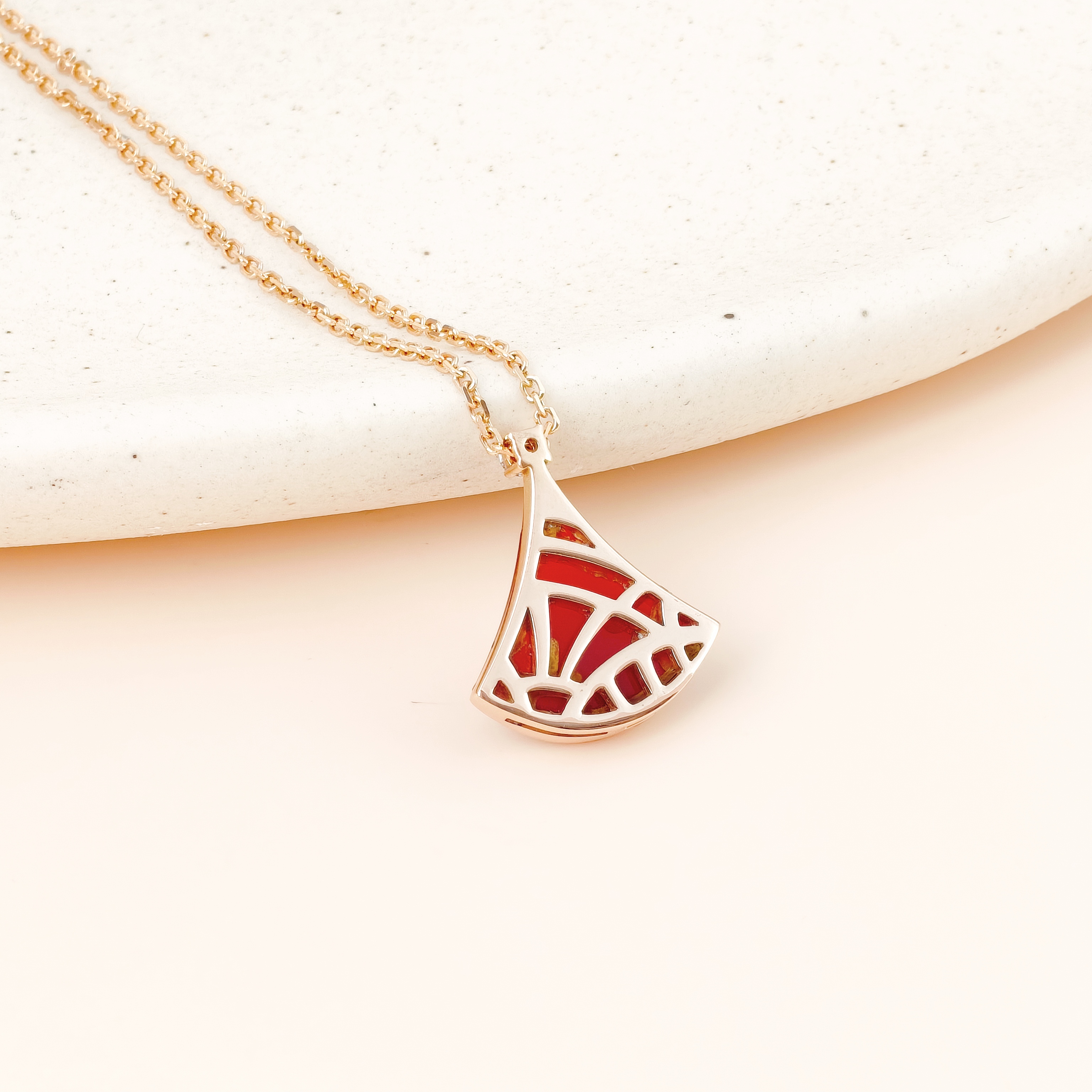 Bvlgari Necklace DIVAS’ DREAM Collection Diamond18KR ose Gold Small Pendant1.5cm 44cm — cover view 7 of 13