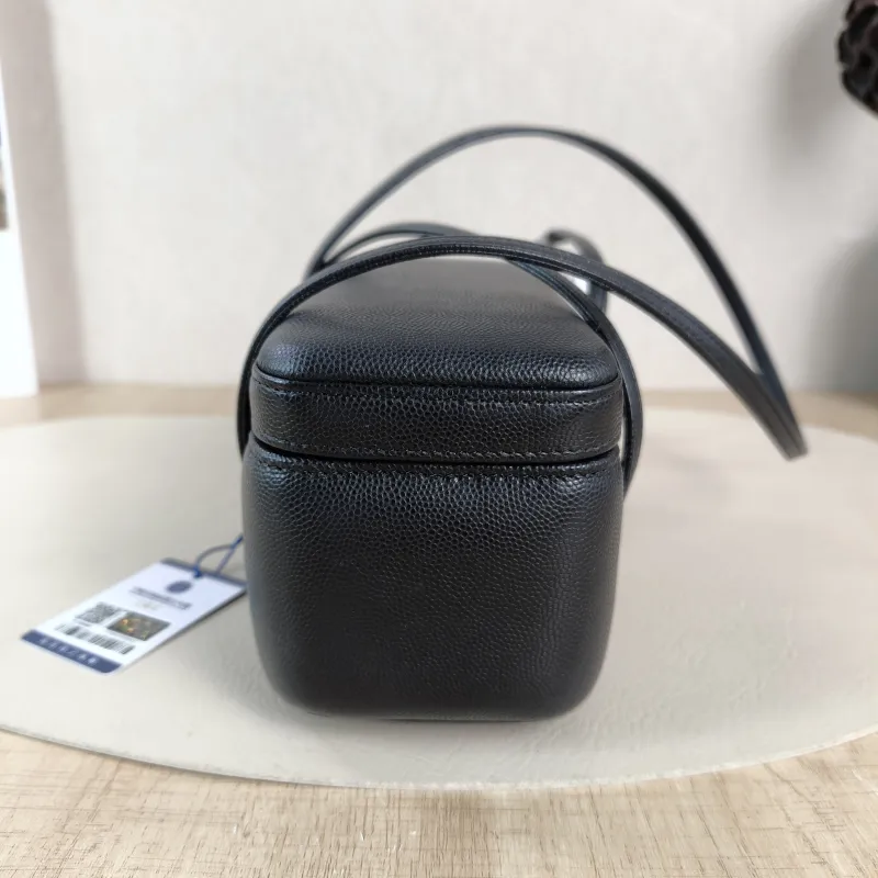 Chanel Crossbody Bag lp Box Bag Black Grained Calfskin 16 × 8 × 9.5 cm Microchip Edition — detail view 11 of 12