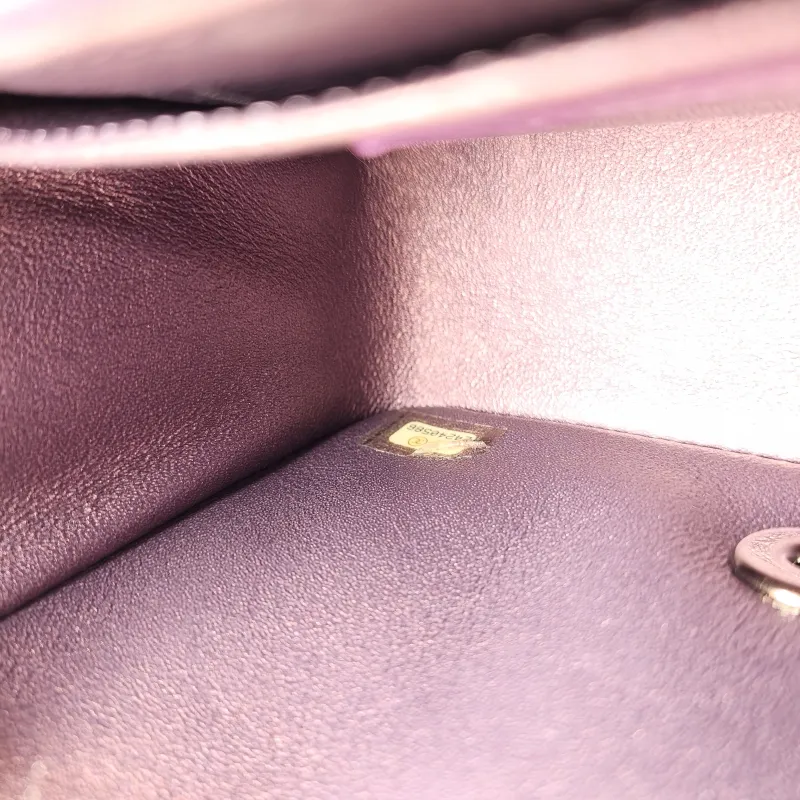 Chanel Crossbody Bag Classic Flap Mini CF Mini Lambskin One Size 17 × 8 × 13.5 cm 24 — detail view 2 of 11