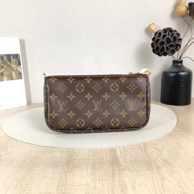 Louis Vuitton Crossbody Bag Multi Pochette Accessoires Shoulder Strap PVC Small24 × 4 × 13.5 cm — cover view 5 of 6