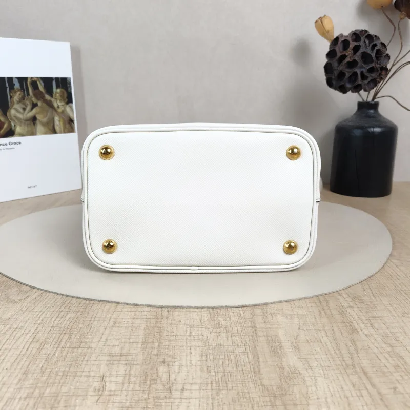 PRADA Shoulder Bag Panier White Calfskin Medium22.5 × 13 × 21.5 cm — cover view 3 of 6