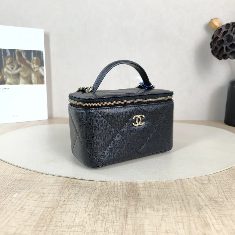 Chanel Crossbody Bag Edition Black Grained Calfskin Mini 16 × 8 × 9.5 cm — cover view 3 of 5