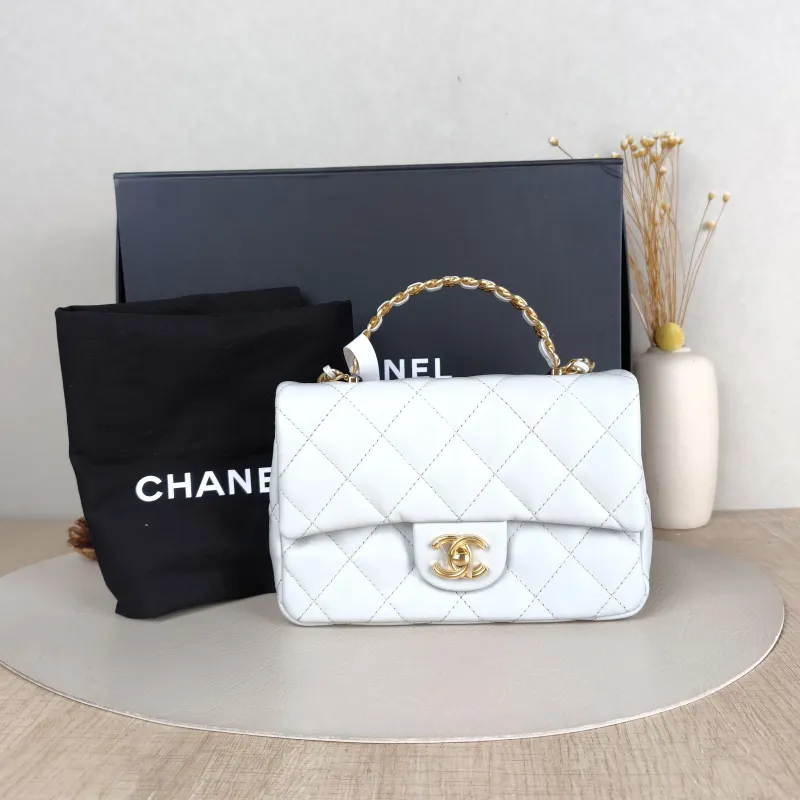 Chanel Crossbody Bag Woven Blue Lambskin One Size 20 × 5 × 13 cm — cover view 2 of 6
