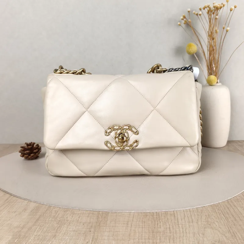 Chanel Crossbody Bag 19Bag Beige Lambskin Small 26 × 9 × 16 cm 30