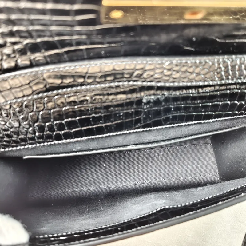 SAINT LAURENT Shoulder Bag MANHATTAN Black Calfskin Medium 29 × 7.5 × 20 cm — detail view 7 of 13