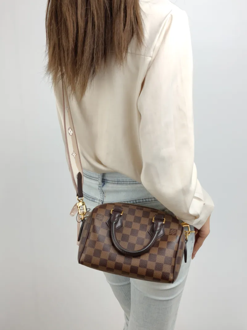 Louis Vuitton Crossbody Bag Speedy20 Shoulder Strap PVC Small 20.5 × 12 × 13.5 cm — on-model view 1 of 2