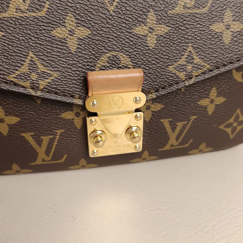Louis Vuitton Crossbody Bag Pochette Métis East West Monogram PVC Small21.5 × 6 × 13.5 cm — detail view 7 of 13