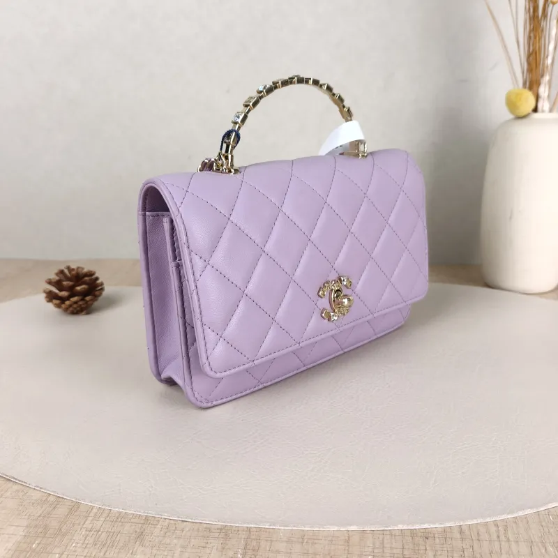 Chanel Crossbody Bag woc Lambskin One Size19 × 4 × 12.5 cm — cover view 5 of 5