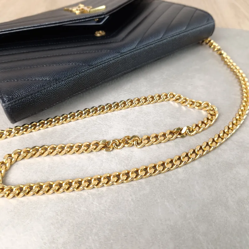 SAINT LAURENT Crossbody Bag CASSANDRE ENVELOPE Black Calfskin One Size 22.5 × 4 × 14 cm — detail view 10 of 13
