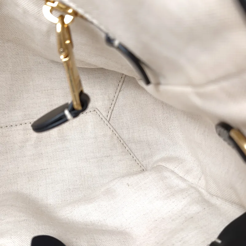 Miumiu Shoulder Bag IVY Tote Shopping Tote Black CC alfskin Small 22 × 12 × 23.5 cm — detail view 12 of 13