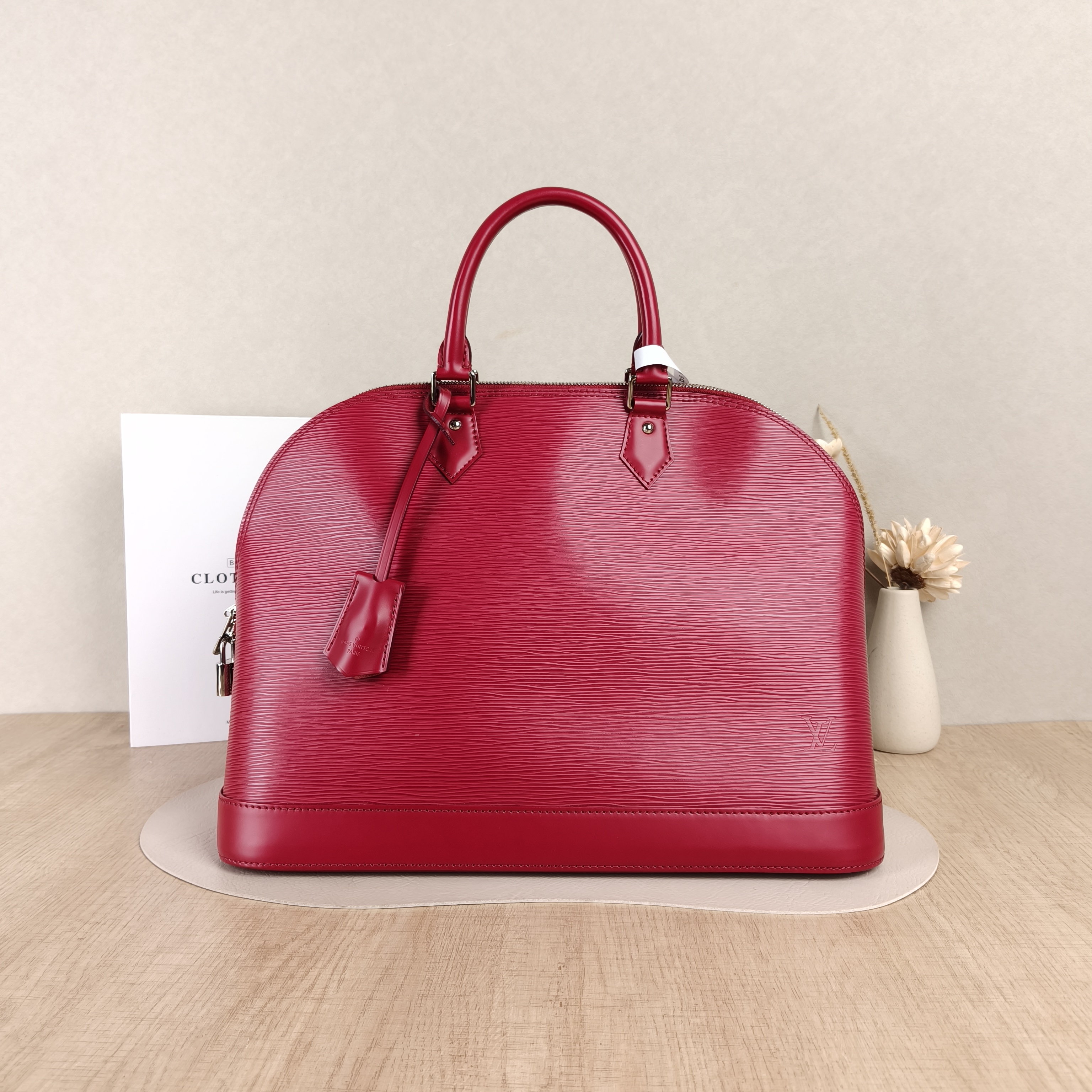 Louis Vuitton Top Handle Bag Alma Red Calfskin Large38 × 19 × 29 cm