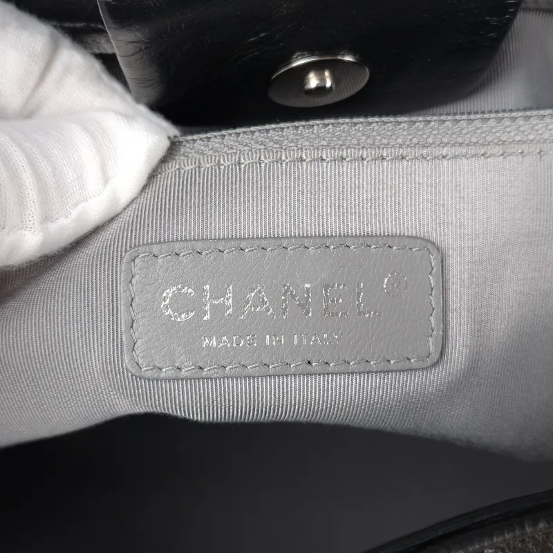 Chanel Shoulder Bag c tote Black Calfskin One Size 37 × 17 × 24 cm 16 — detail view 7 of 12