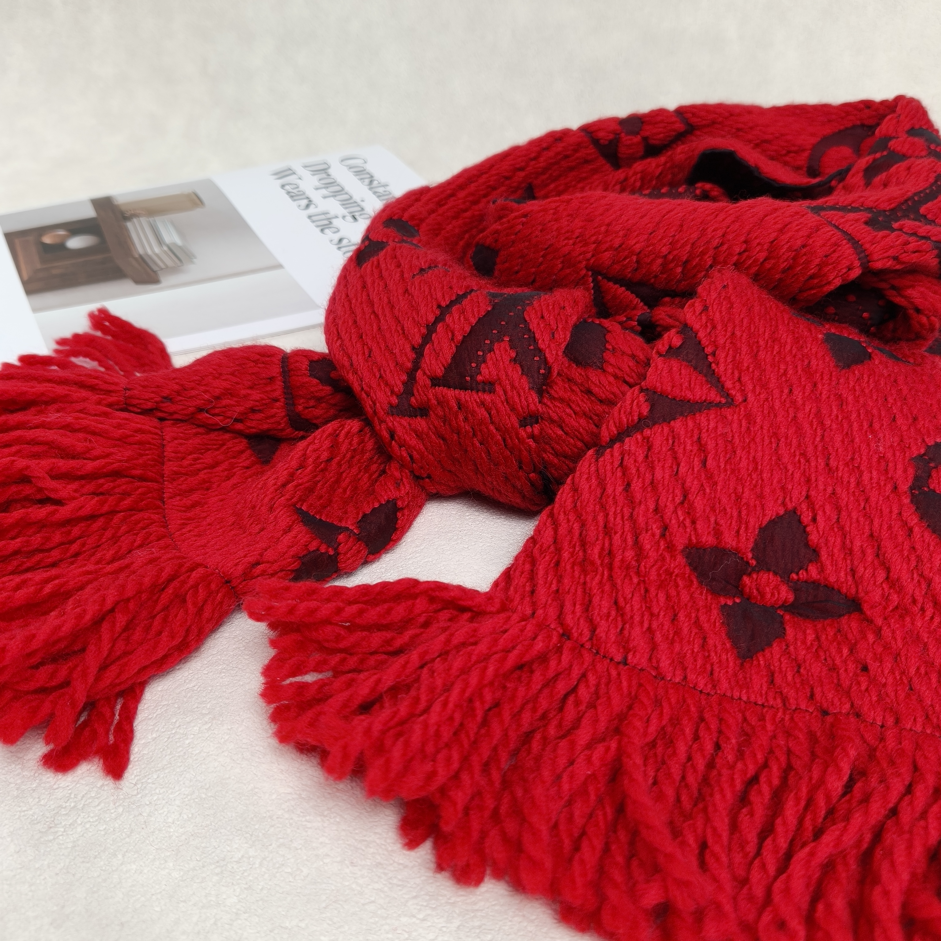 Louis Vuitton Scarf Scarf Red Wool155*32 — cover view 8 of 8