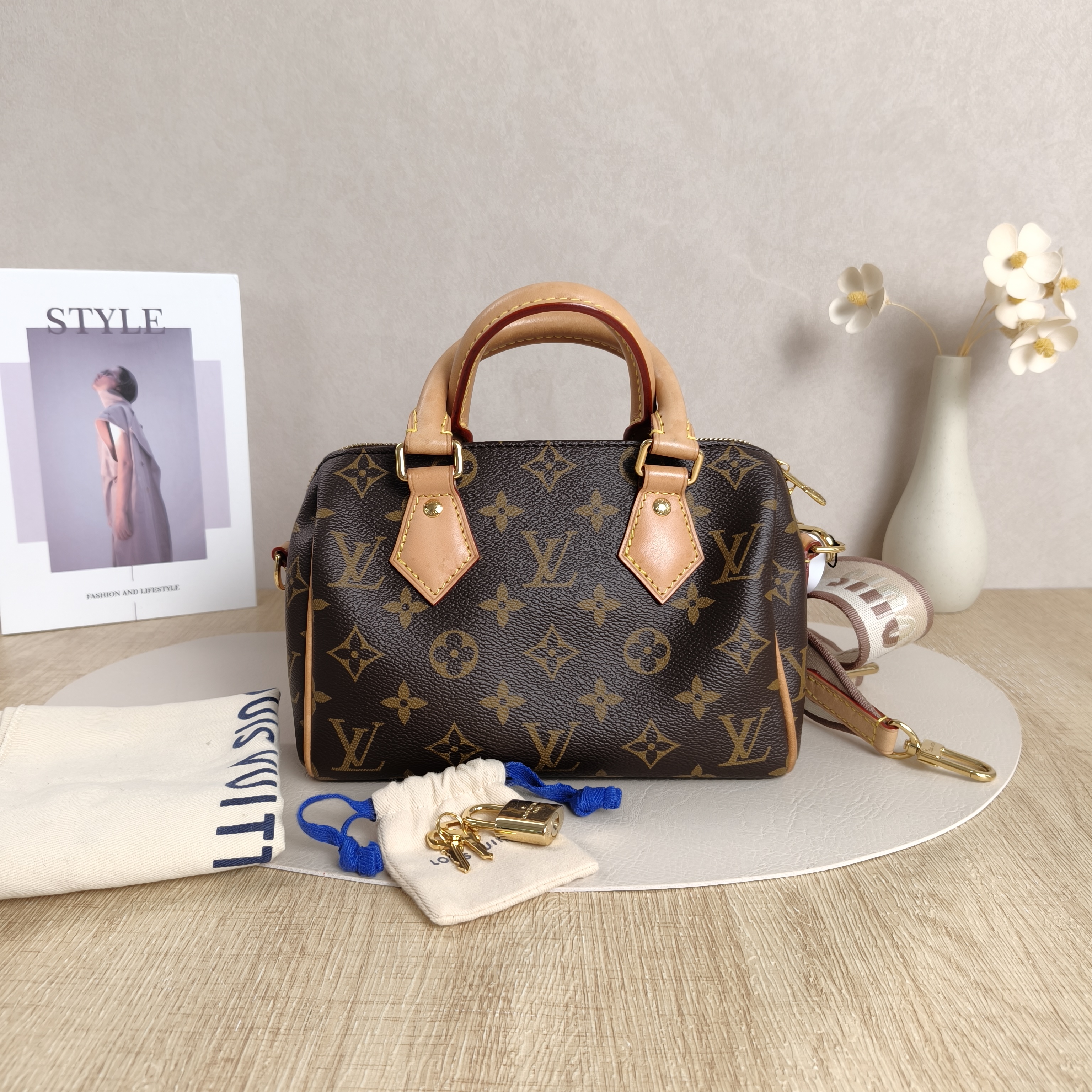 Louis Vuitton Crossbody Bag Speedy20 Shoulder Strap PVC Small20.5 × 12 × 13.5 cm — cover view 7 of 10