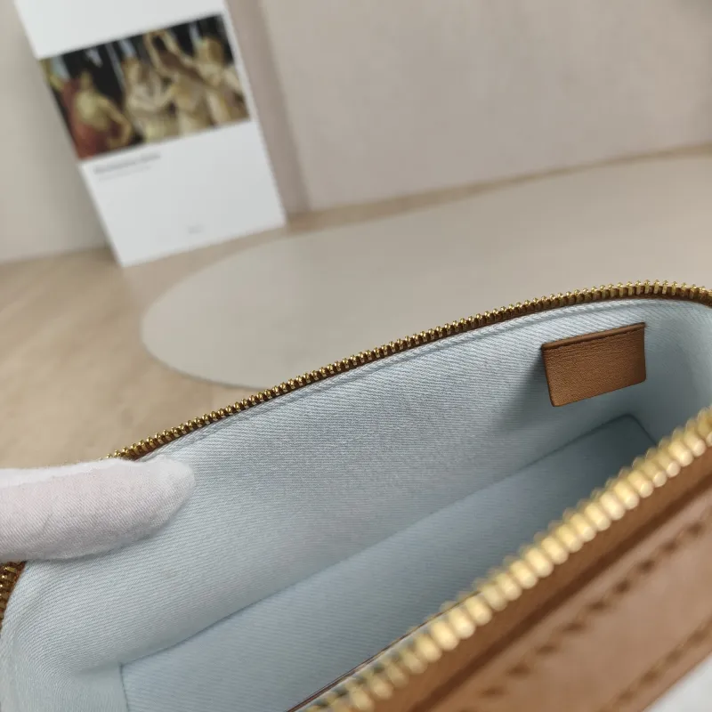 Chanel Crossbody Bag coco-beach Collection lp Blue One Size 19.5 × 5 × 17 cm — detail view 6 of 14