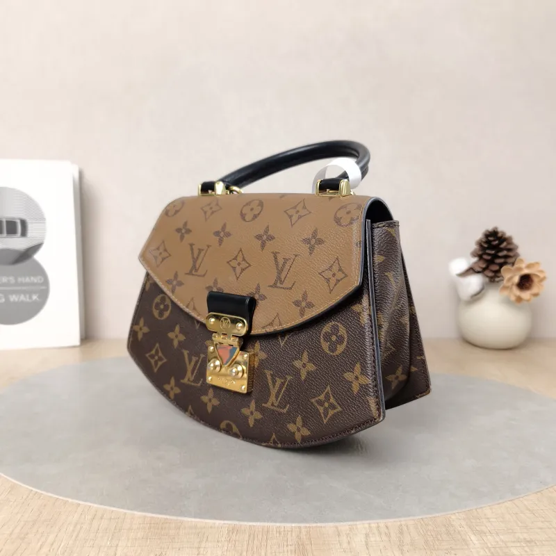 Louis Vuitton Crossbody Bag Tilsitt Monogram PVC Medium24 × 7 × 18 cm — cover view 2 of 5