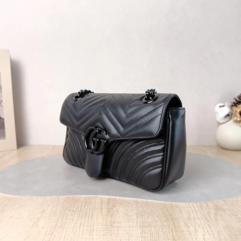 GUCCI Crossbody Bag GG Marmont Medium Marmont 26 So black Black Calfskin Medium 26 × 7 × 15 cm — cover view 6 of 6