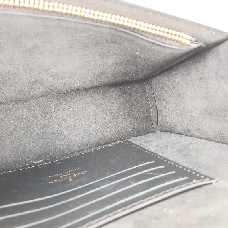 Louis Vuitton Crossbody Bag Dauphine Woc Woc Monogram PVC One Size 18.5 × 5 × 12 cm — detail view 6 of 11