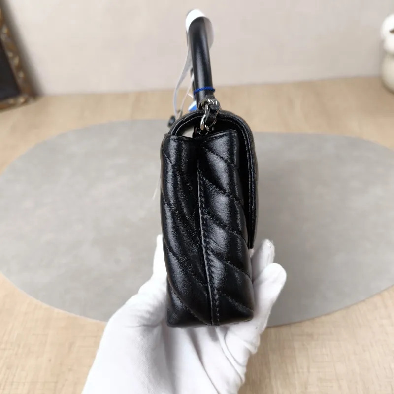 Chanel Crossbody Bag Coco Handle​Black V Calfskin Mini14.5 × 5.5 × 11.5 cm — detail view 7 of 18