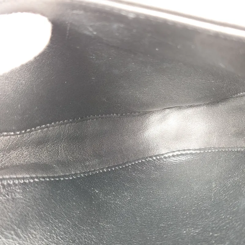 CELINE Crossbody Bag Crossbody Bag Black Calfskin 22 × 3.5 × 15 cm — detail view 8 of 8