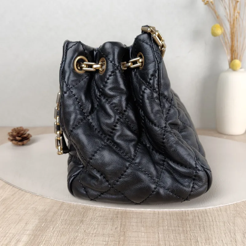 Chanel Shoulder Bag tote Black Calfskin One Size 35 × 16 × 20 cm 14 — detail view 8 of 11