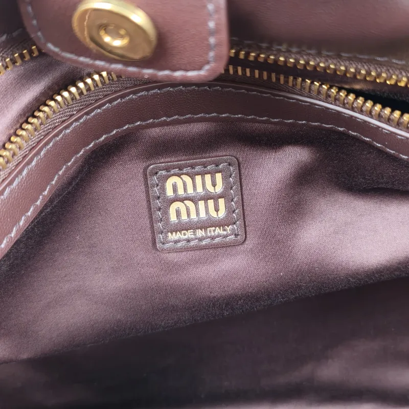 Miumiu Shoulder Bag Joie Shoulder Bag SL ambskin 53 × 9 × 25 cm — detail view 6 of 11