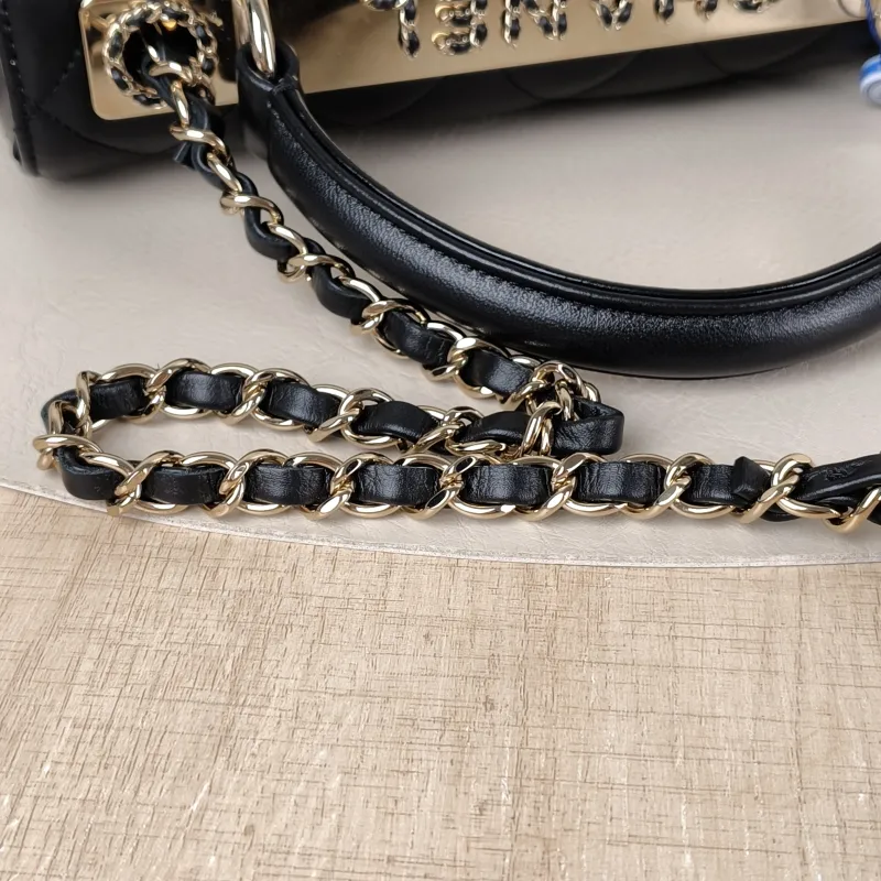 Chanel Crossbody Bag 23s trendy cc Black Lambskin Small 25 × 12 × 17 cm — detail view 2 of 15