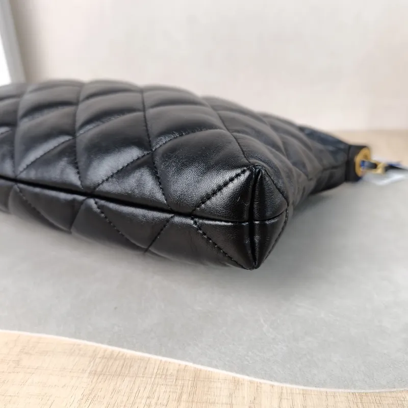 Chanel Shoulder Bag 25s hobo Black Lambskin 32 × 4 × 18 cm — detail view 5 of 11