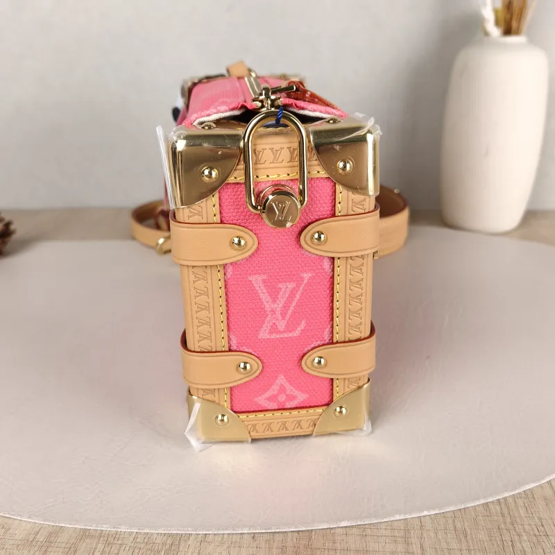 Louis Vuitton Crossbody Bag Side Trunk Box PVC Small19 × 7.5 × 12.5 cm — detail view 12 of 14