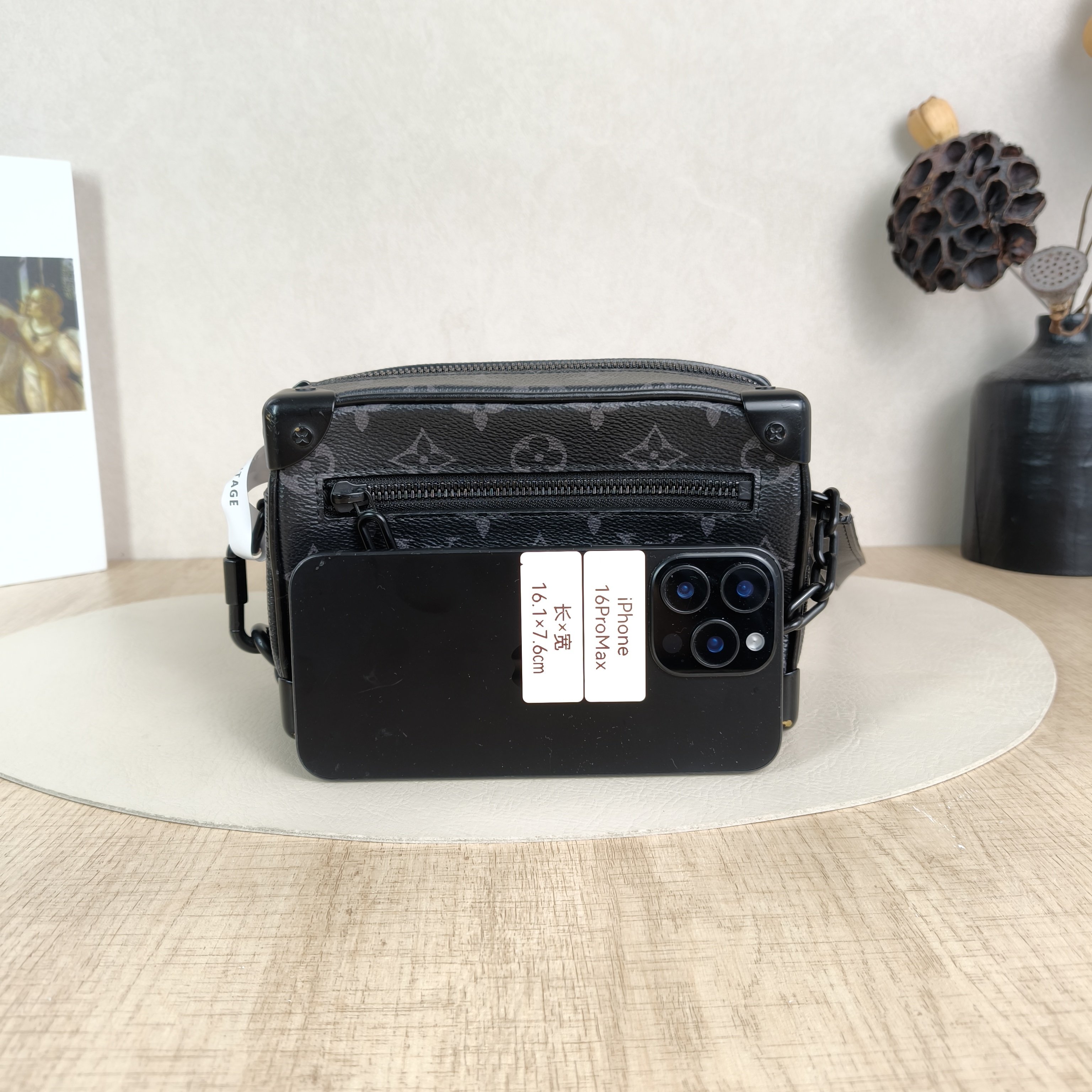 Louis Vuitton Crossbody Bag SOFT TRUNK Box Monogram PV Cmini18.5 × 8 × 13 cm — cover view 3 of 5