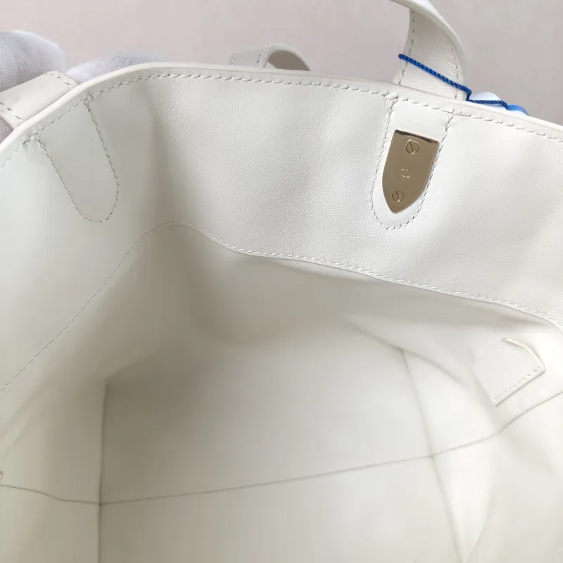 DIOR Top Handle Bag TOUJOURS Edition White Calfskin Small 18.5 × 12 × 18.5 cm — detail view 7 of 14