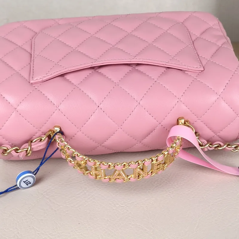 Chanel Crossbody Bag mini Lambskin mini21 × 6 × 12 cm — detail view 7 of 15