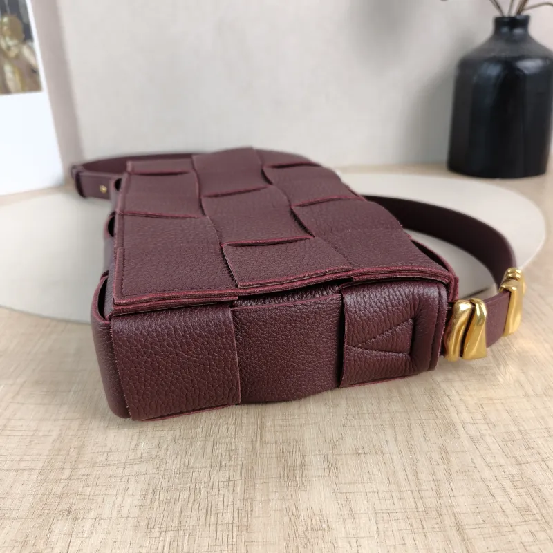Bottega Veneta Crossbody Bag Cassette Woven Burgundy Calfskin Medium 23 × 5 × 15 cm — detail view 1 of 13