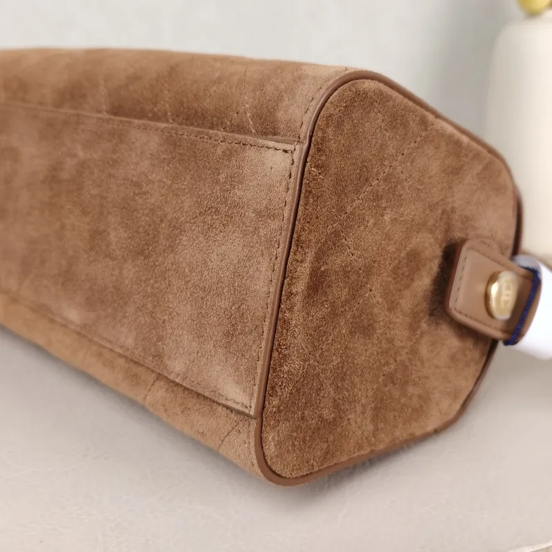 Chanel Shoulder Bag Baguette Bag Brown Suede One Size 23 × 11 × 11 cm — detail view 5 of 12