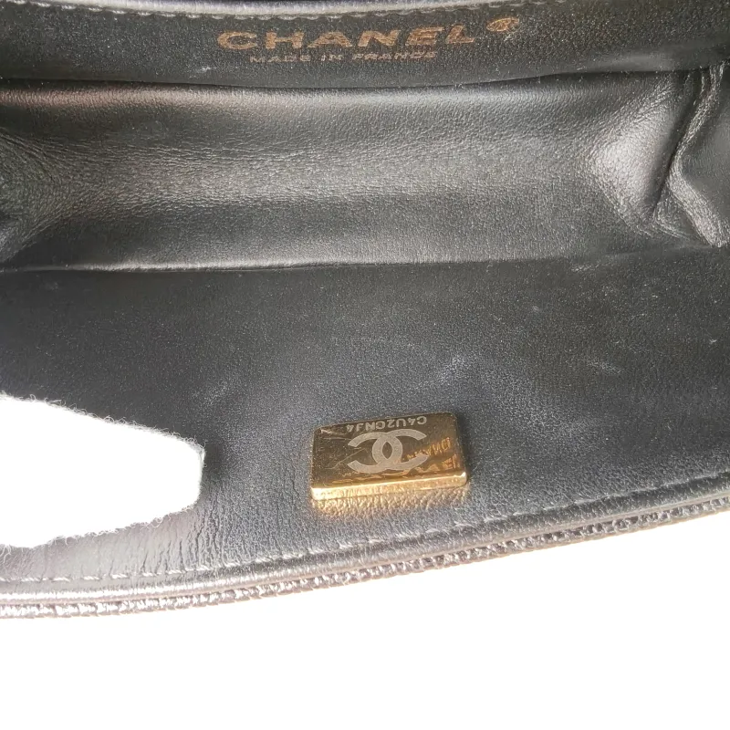 Chanel Crossbody Bagv leboy Black Grained Calfskin Small20.5 × 8.5 × 12 cm — detail view 10 of 13