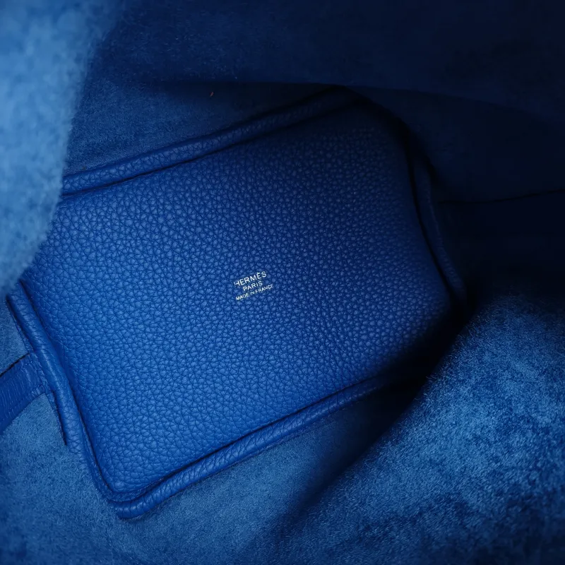 Hermès Top Handle Bag Picotin Lock 18 18 I7 TC Calfskin Small 18 × 13 × 18 cm Y — detail view 4 of 8