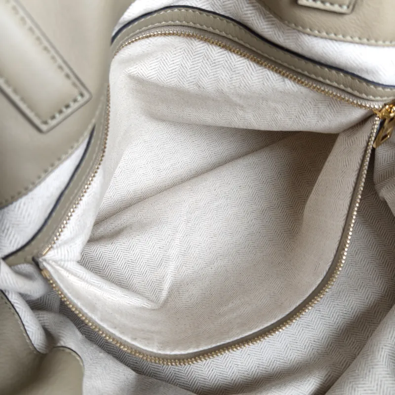 LOEWE Crossbody Bag Flamenco Calfskin Large38 × 14 × 29 cm — detail view 2 of 11