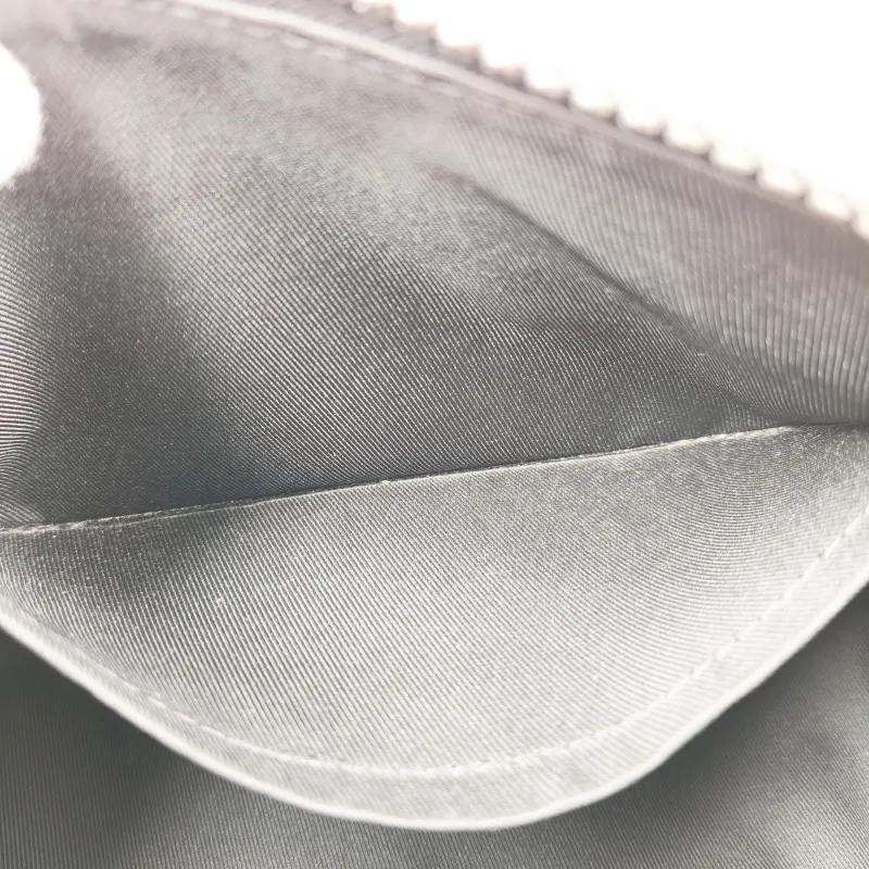 Louis Vuitton Crossbody Bag Keepall 25 Taurillon Monogram Embossed Calfskin Medium 25 × 11 × 15 cm — detail view 11 of 11