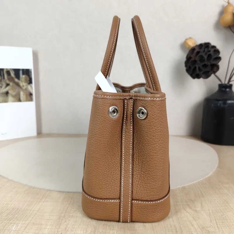 Hermès Top Handle Bag Neo Garden 23 Mini Negonda Calfskin Mini 23 × 10 × 16 cm W — detail view 2 of 9