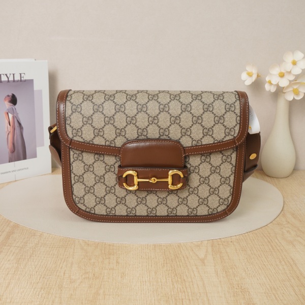 GUCCI 1955Horsebit Medium Brown Monogrampvc · 25 × 8 × 18 cm