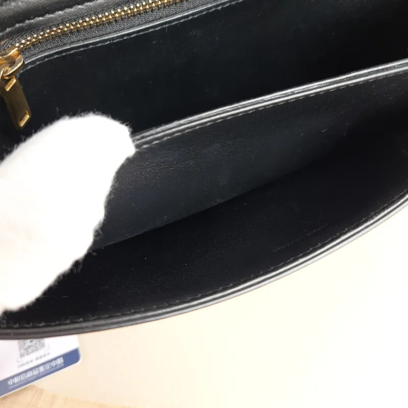 CELINE Crossbody Bag Teen Triomphe Black CC alfskin Small18.5 × 6 × 14 cm — detail view 8 of 13